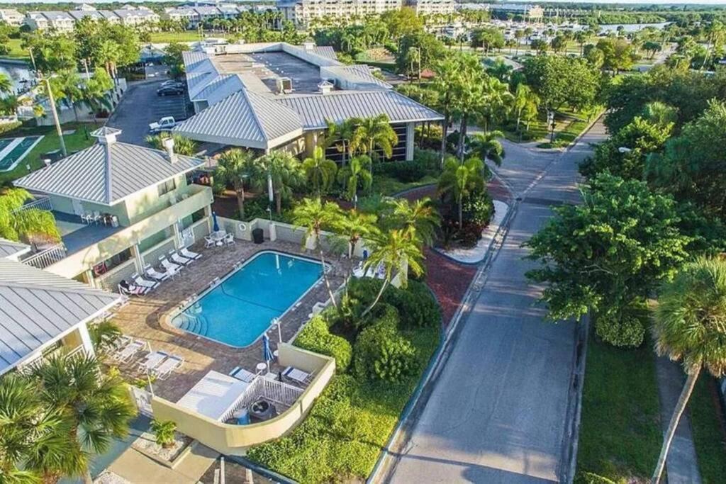 Manatee, Studio202, Beach Steps Away! Pool+Wifi Ruskin Exterior foto