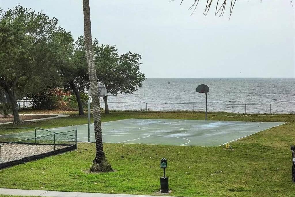 Manatee, Studio202, Beach Steps Away! Pool+Wifi Ruskin Exterior foto
