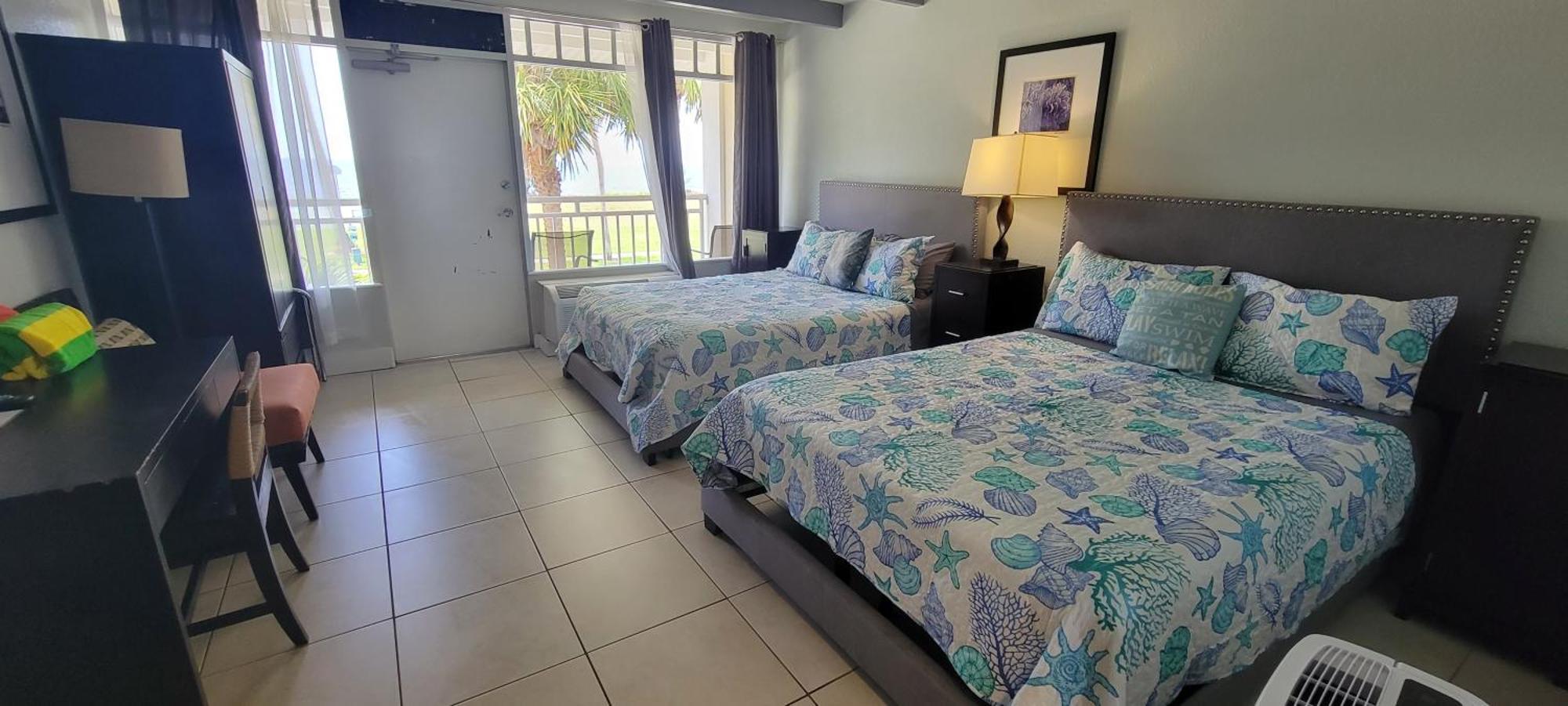 Manatee, Studio202, Beach Steps Away! Pool+Wifi Ruskin Exterior foto